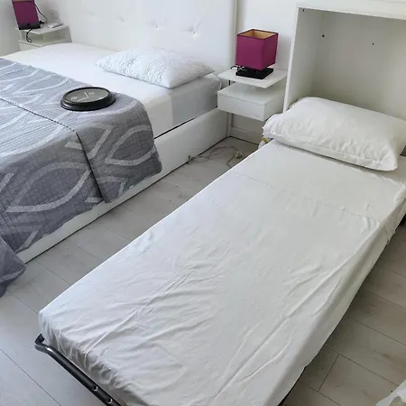 Trapaniguestrooms Daire